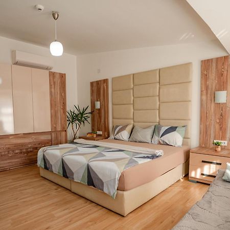 City Center Apartment Ohrid Luaran gambar