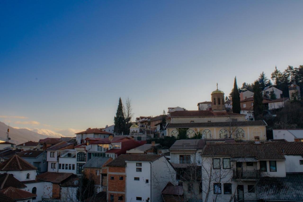 City Center Apartment Ohrid Luaran gambar