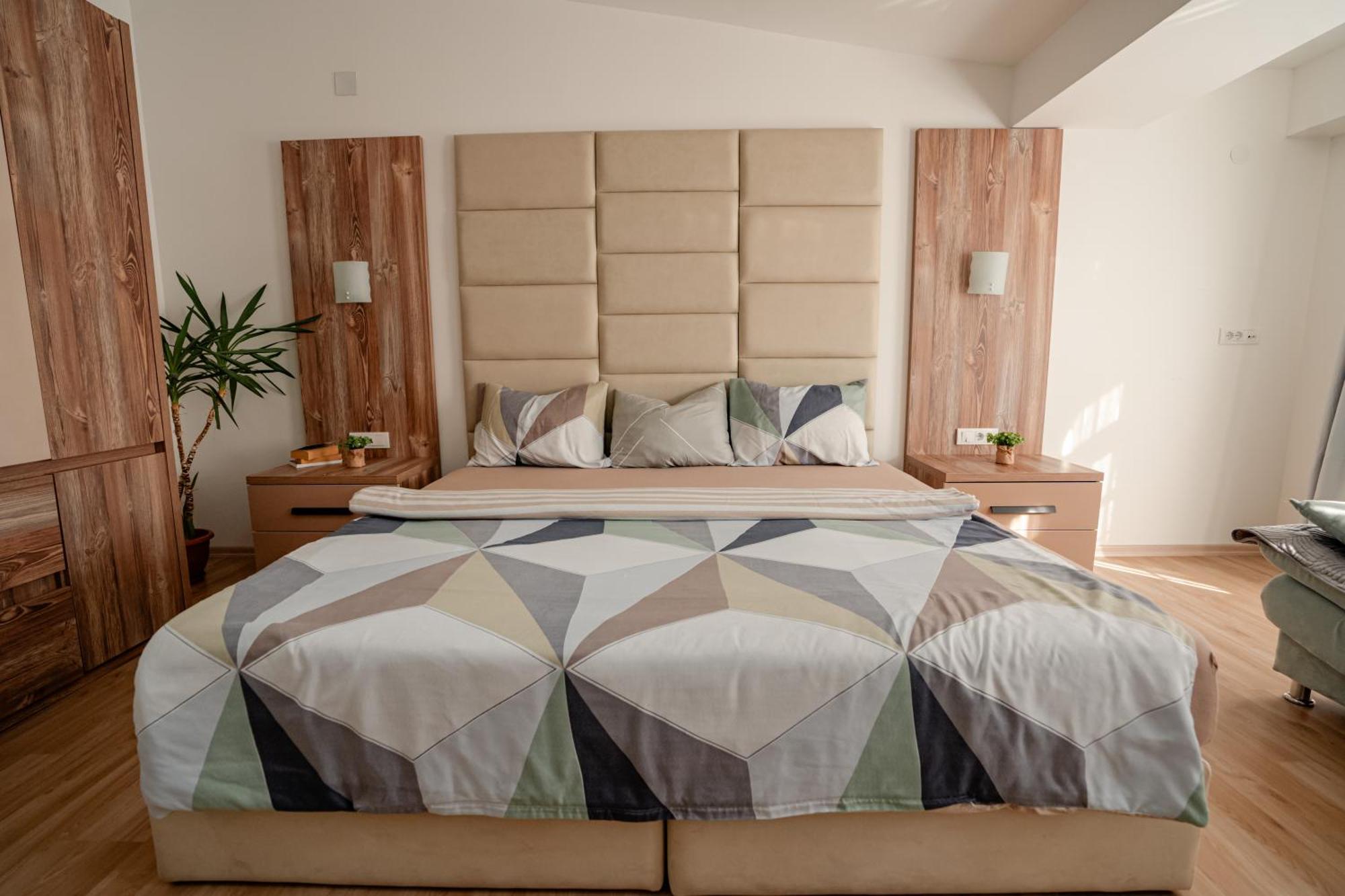 City Center Apartment Ohrid Luaran gambar